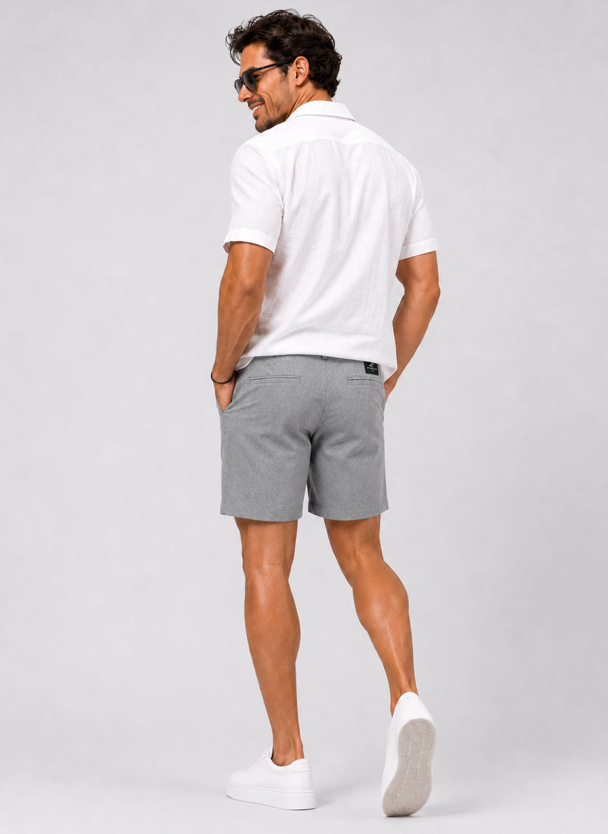 Hawk's Bay Men's Hybrid Shorts - Gray