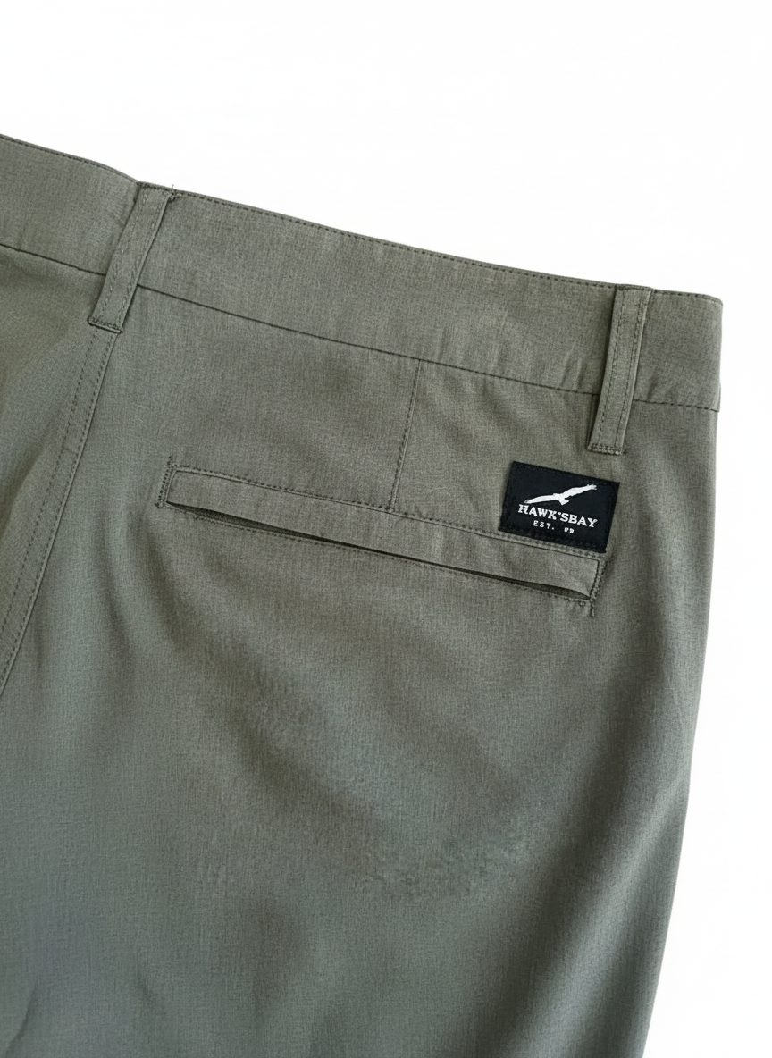 Hawk's Bay Men's Hybrid Shorts - Green